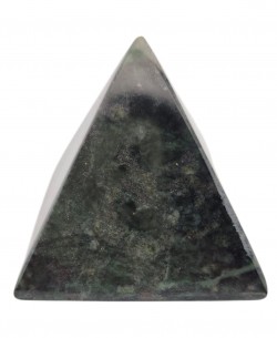 Piramīda no Urālu čūskakmens (Serpentīna)